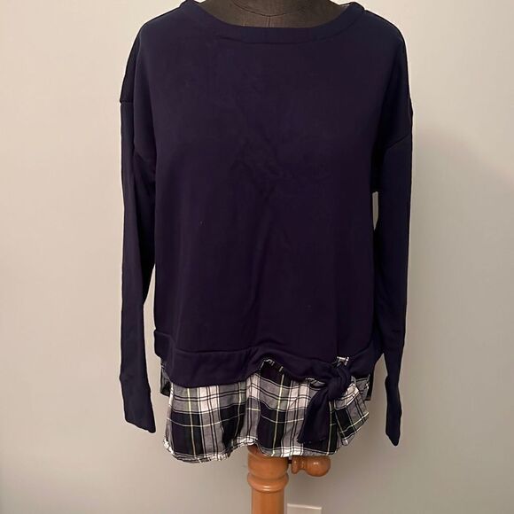 Women's IZOD Pull-over Sweater  - Picture 2 of 9